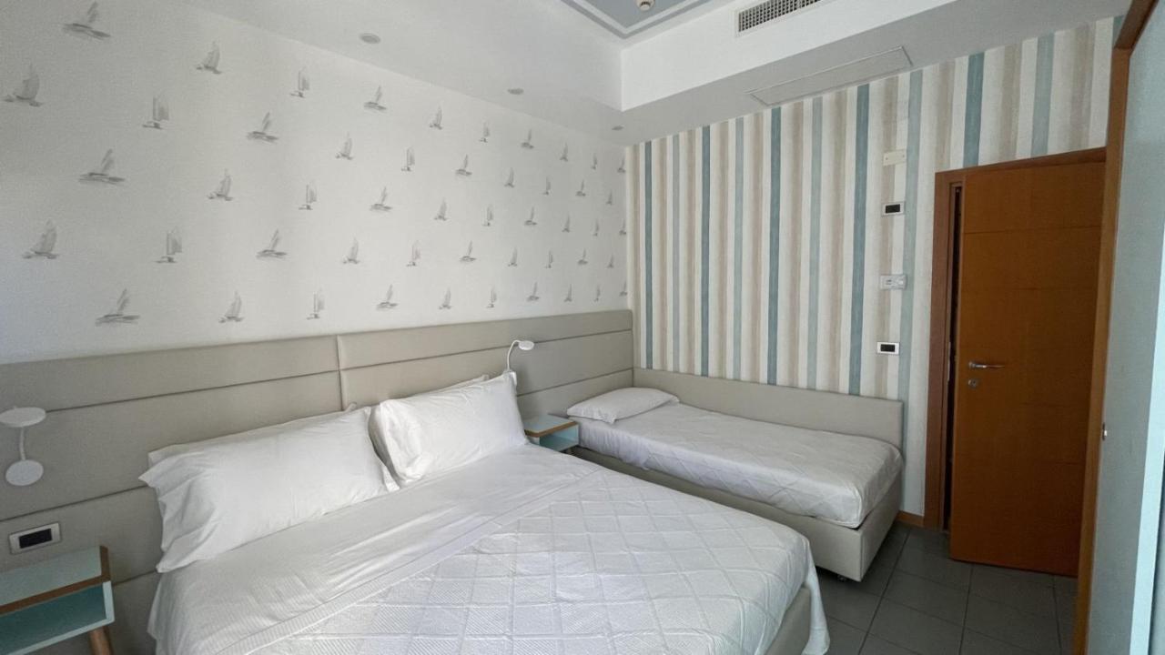 Hotel Gaby Rimini Exterior photo