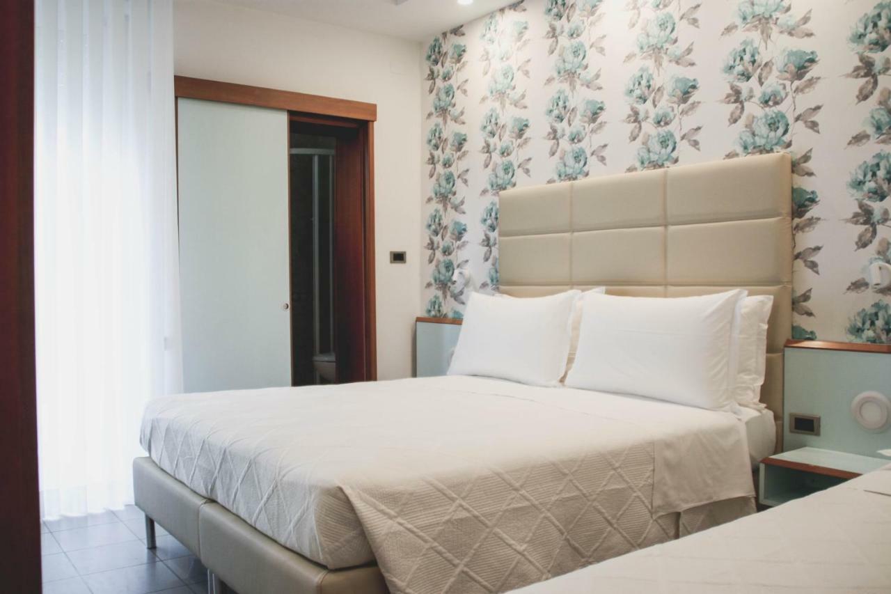 Hotel Gaby Rimini Exterior photo